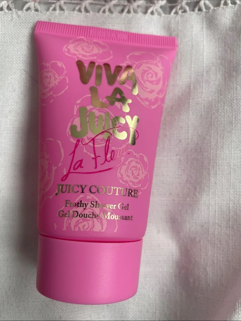 Juicy Couture Pink Cosmetic Bag,Shower Gel, Set 3 Cozy Socks & 2 Bath Bombs NWT
